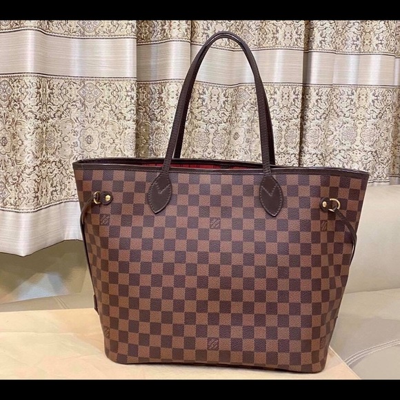 poshmark lv neverfull